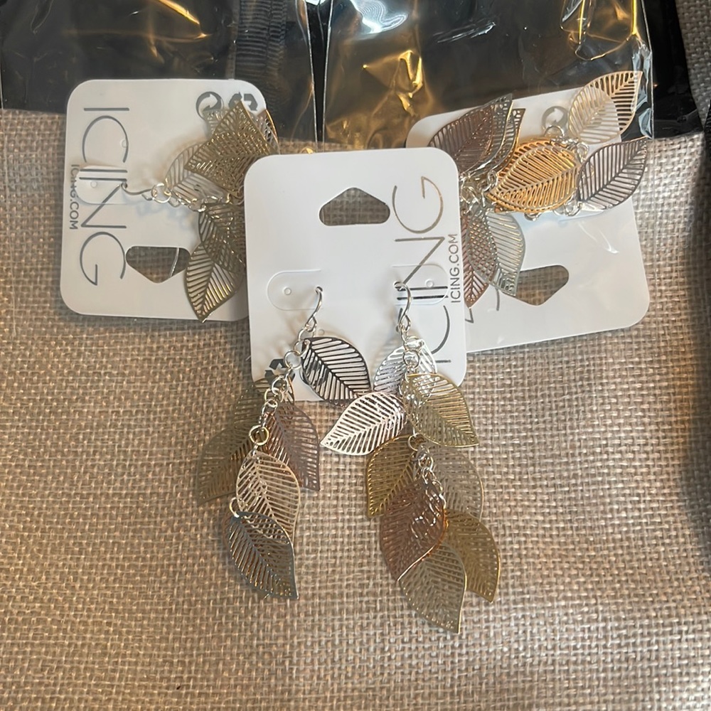 brand new 3 pairs dangling leaf earrings